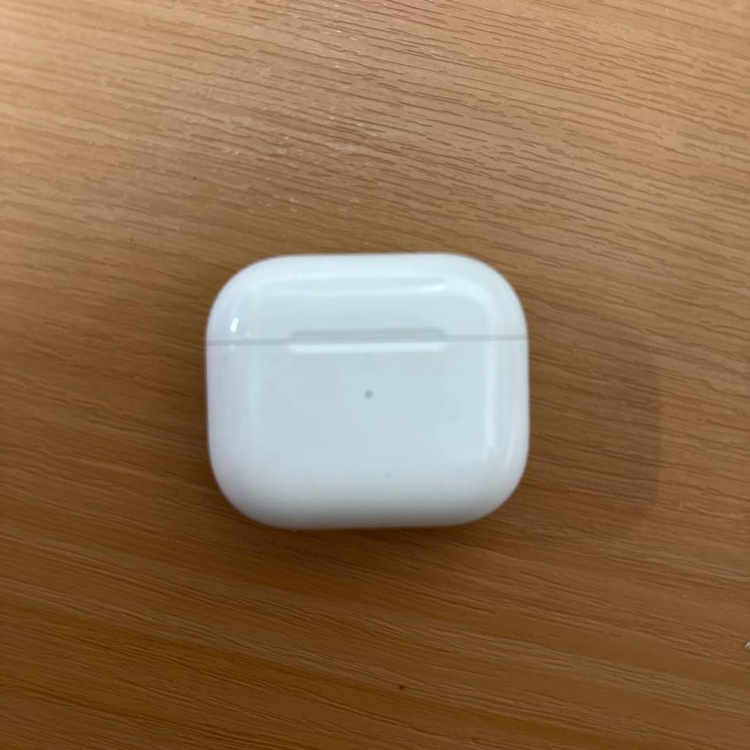 AirPods 第三世代 ケース付き