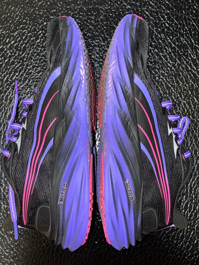 ヴェロシティニトロ4（27.5cm）