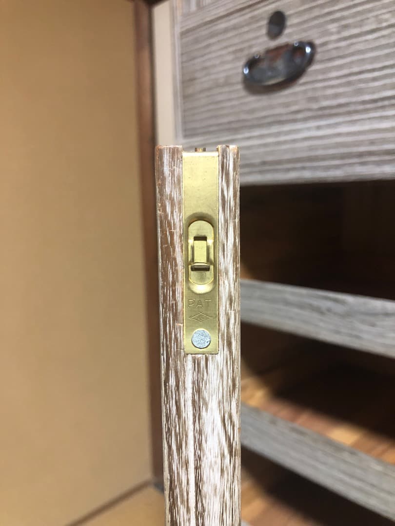 中古　桐箪笥　鍵付き