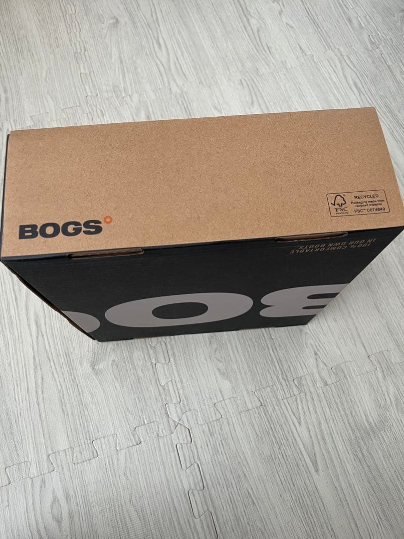 BOGS ブラウン ジッパー付きブーツ 新品