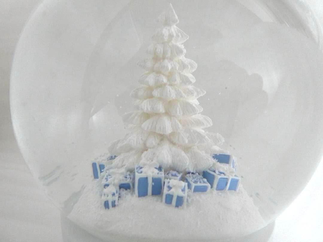 【ウェッジウッド】スノードーム/スノーグローブ 2021年版 ツリーギフトBOX