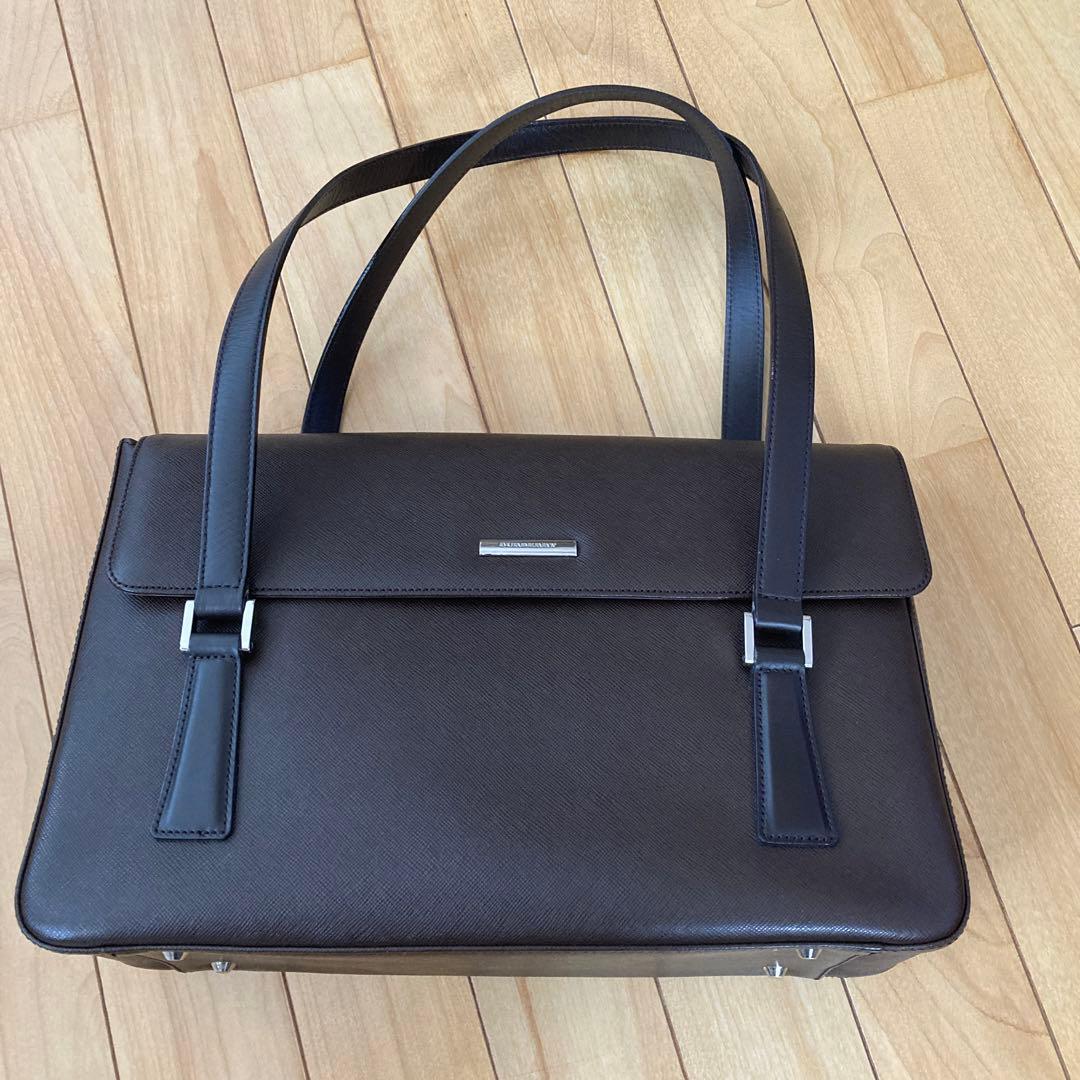 BURBERRYダークブラウン バッグ