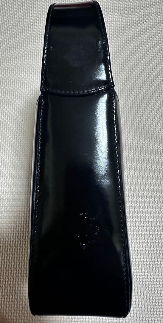 グッチ インターロッキングG ワンショルダーバッグパテントレザー