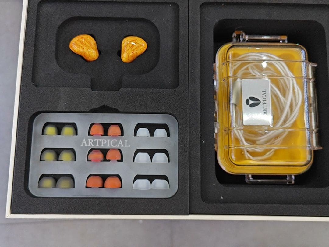 イヤホン ARTPICAL Michael