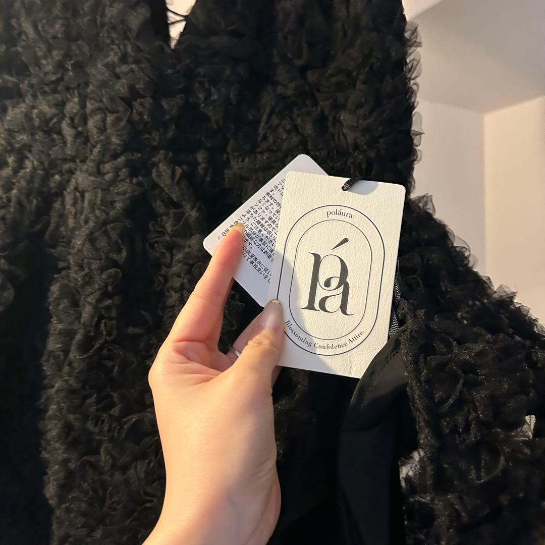 【新品タグ付き】polaura フラワーぺプラムバックリボンチュニック　ブラック