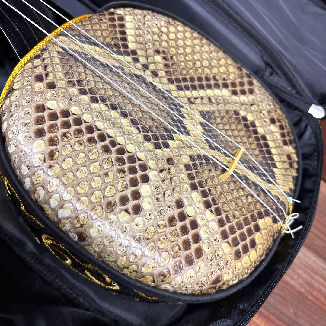 沖縄三線本体と付属品セット