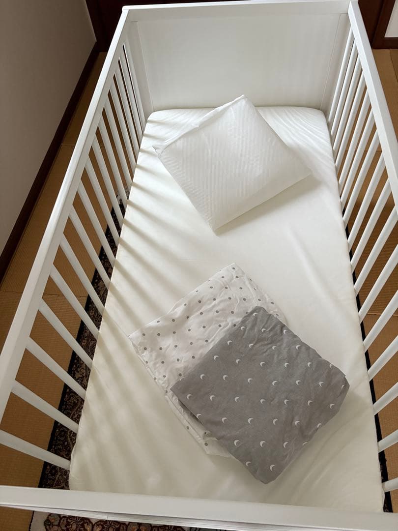 IKEA ベビーベットSOLGUL マットレス.防水シーツ.シーツ2枚　送料込み