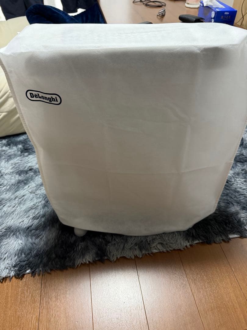 【ほぼ未使用】DeLonghi IDH15-WG マルチダイナミックヒーター