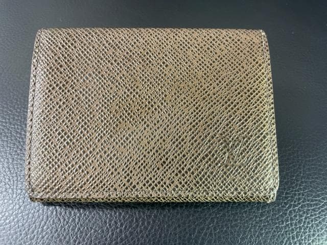 【中古・美品】ルイビトン カードケース／名刺入れ