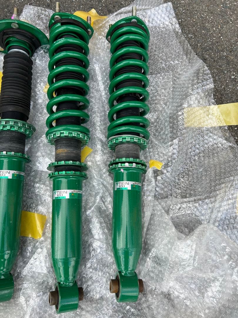 定価21万3000円　21クラウン　車高調　TEIN RX1 LEXUSにも適合