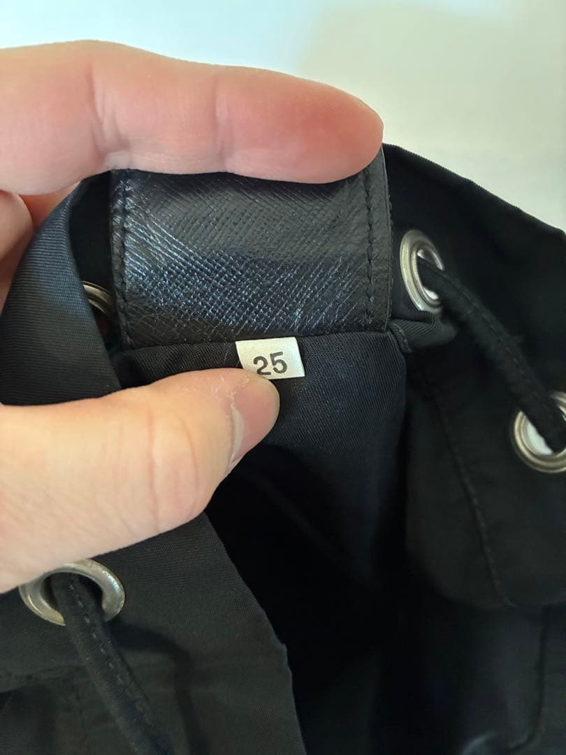 美品 PRADA プラダ ショルダーバッグ テスートナイロン 黒 三角ロゴ