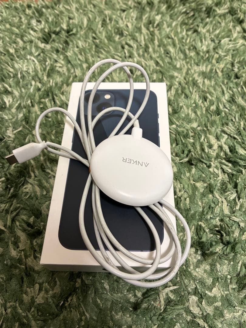 【オマケ付き】iPhone 13 128GB ミッドナイト　バッテリー85%