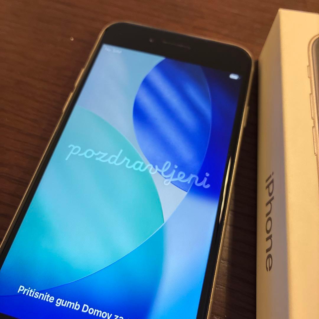 Apple iPhone SE (第3世代) ホワイト 本体 箱付き 64GB