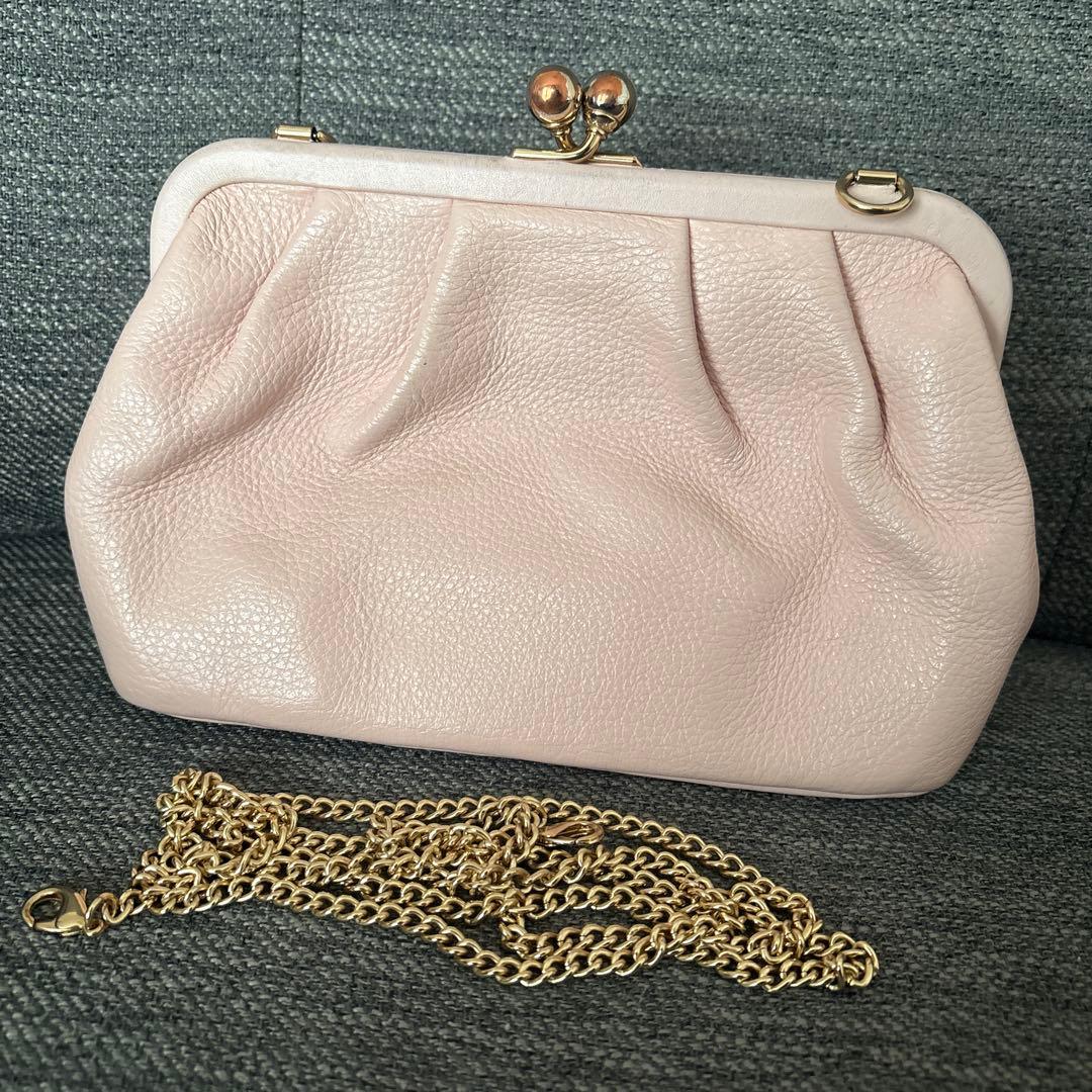 COACH ピンク クラッチバッグ ゴールドチェーン