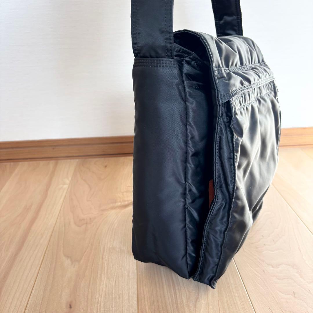 【極美品】廃盤品 PORTER ポーター タンカー ショルダーバッグ 黒色