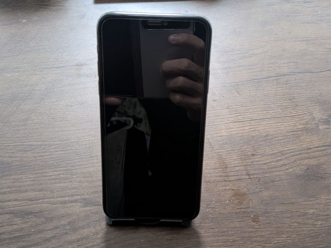 美品！おまけ付きiPhone11 pro max 256GB スペースグレイ