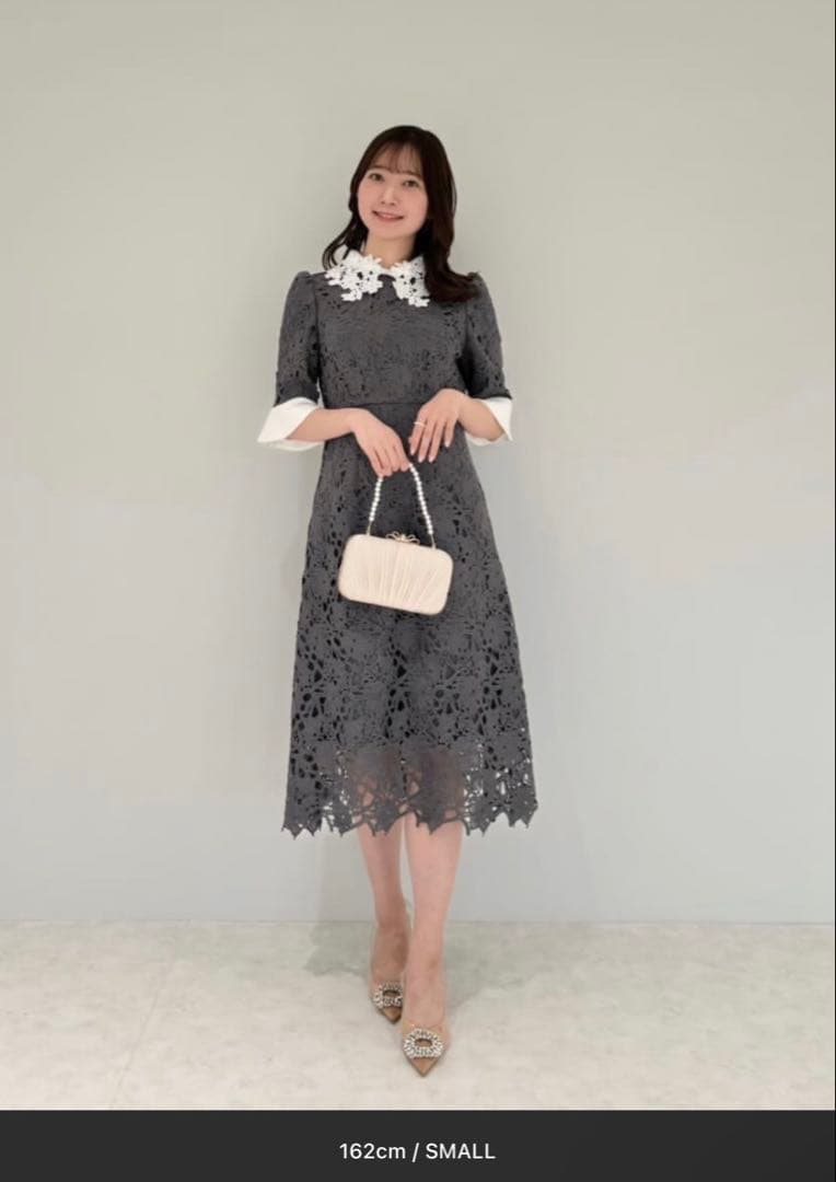 【美品】【LEJA】花柄レース刺繍Aラインフレアドレスワンピース