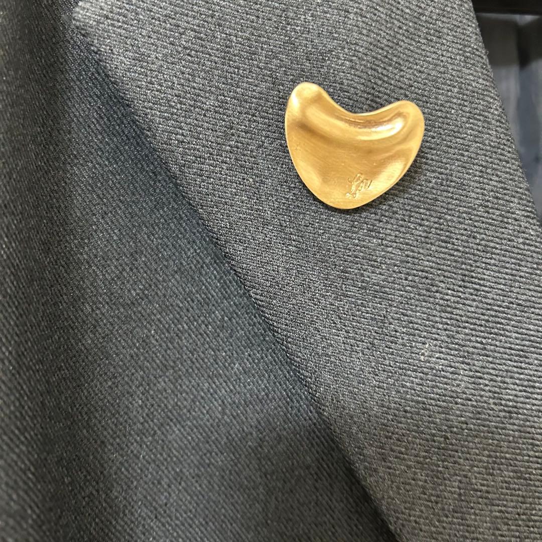 loin nuit ロワンニュイ ジャケット ネイビー　ハートのブローチ付き