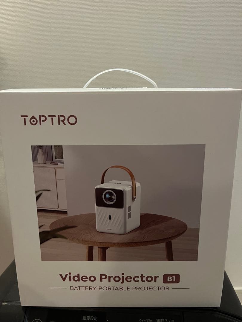 バッテリー内蔵　プロジェクター　B1