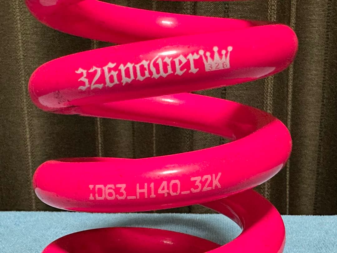 326POWER チャラバネ ID63 H140 32K ピンク 直巻スプリング