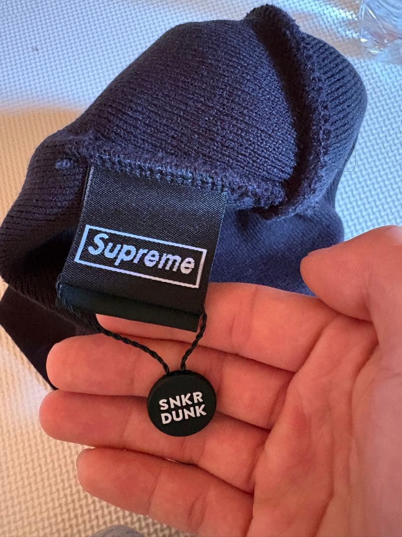 Supreme ニット帽 黒 SNKR DUNK
