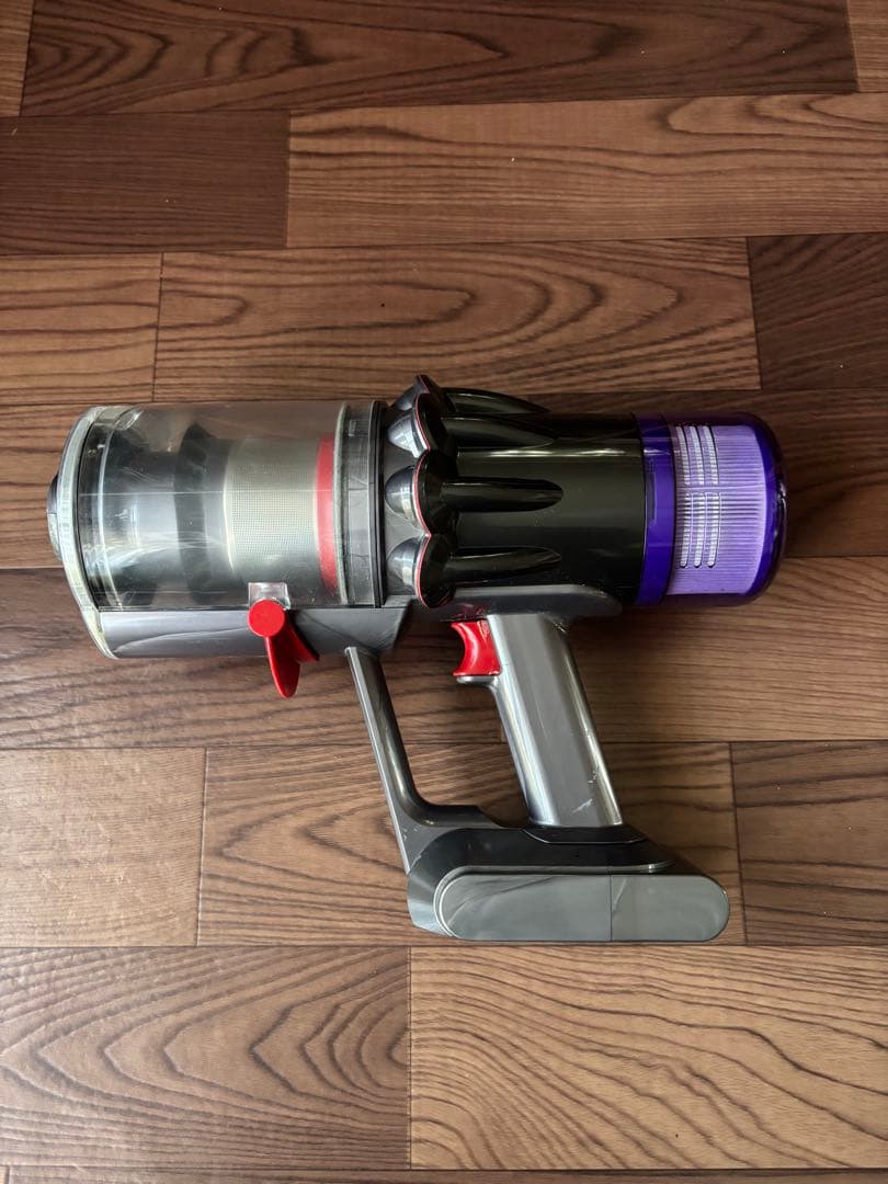 タカタ【ジャンク】★Dyson Digital Slim Fluffy