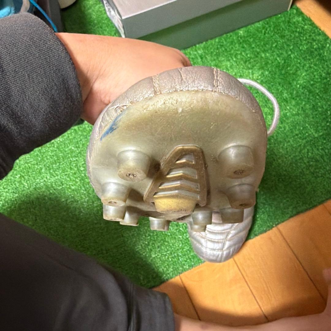 Mizuno Morelia Neo4プラチナム　シルバーパック