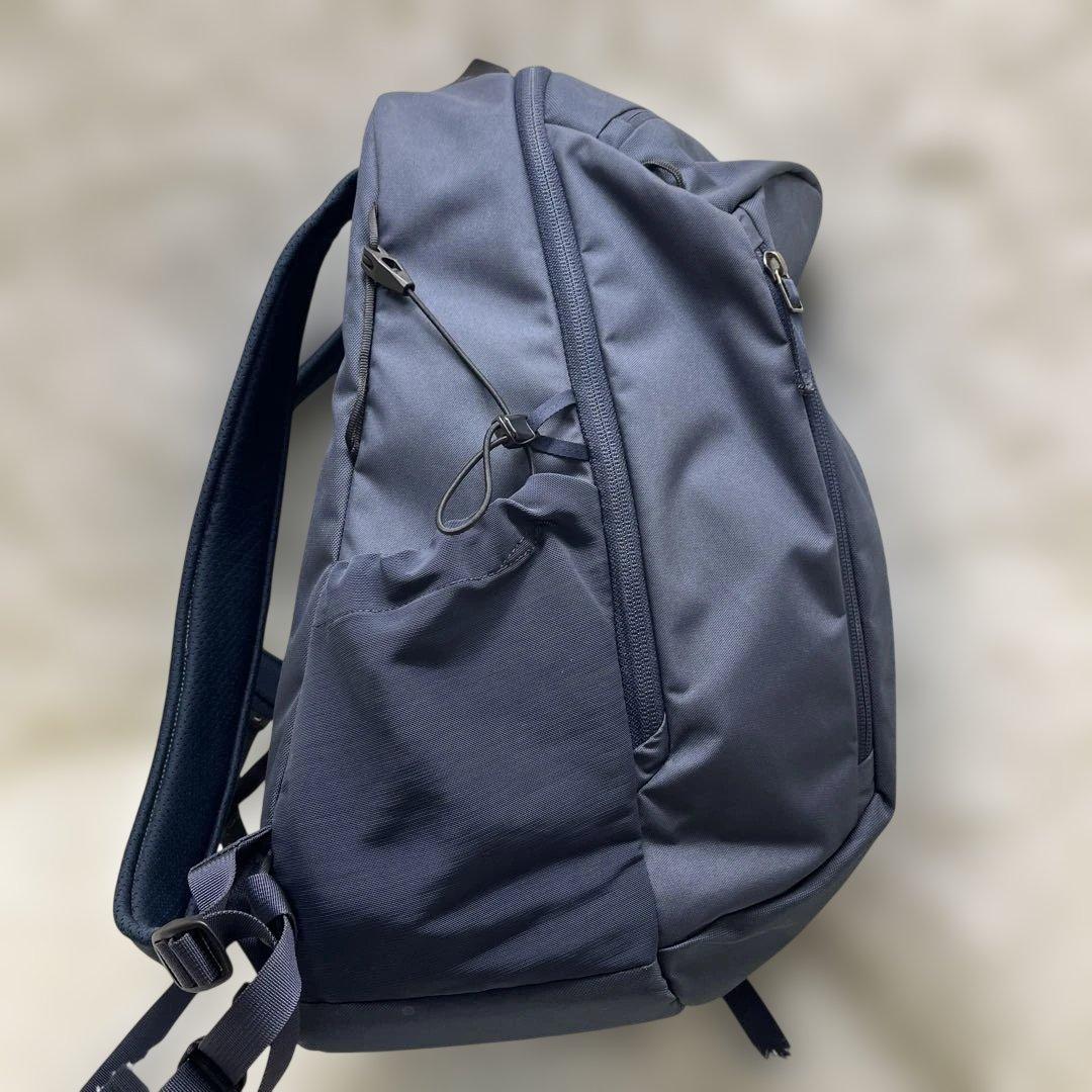 美品　アークテリクス　マンティス26 ブラックサファイア　国内正規品