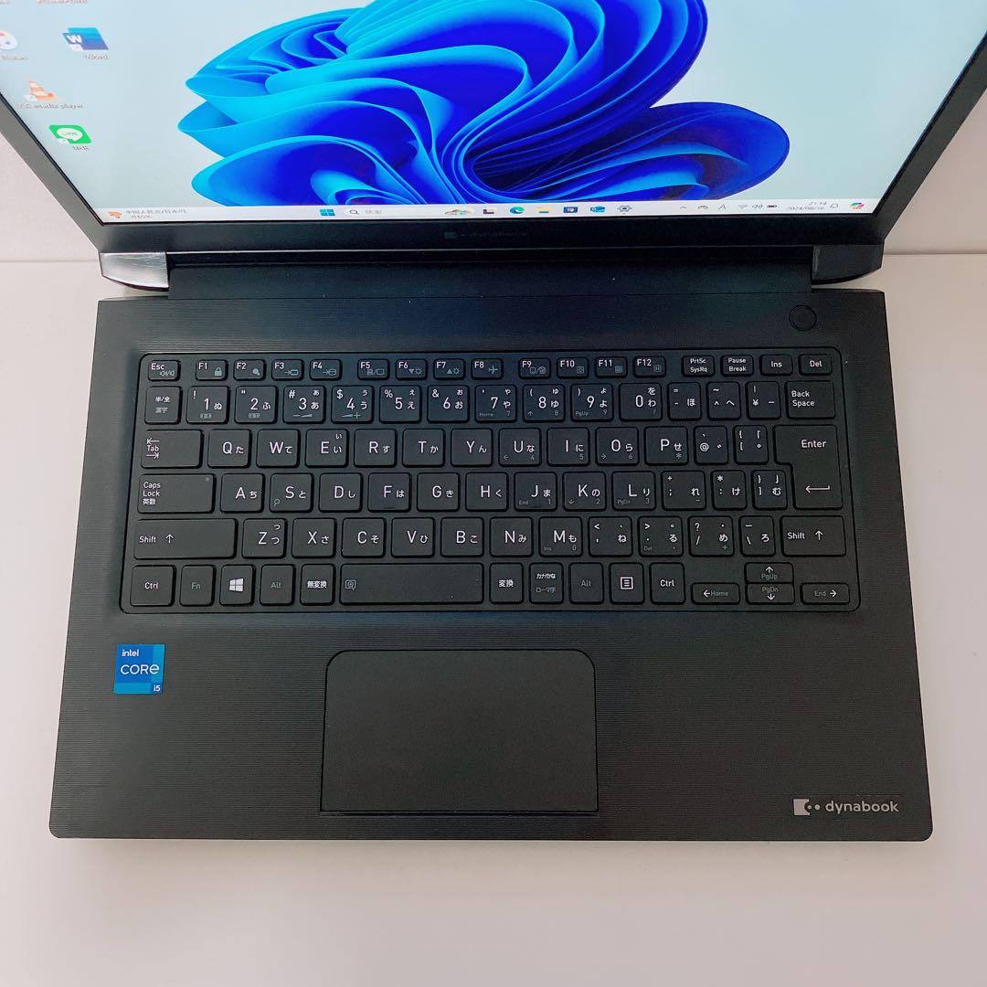 【美品】ダイナブック 爆速SSD256GB 8GB 第11世代パソコンPC