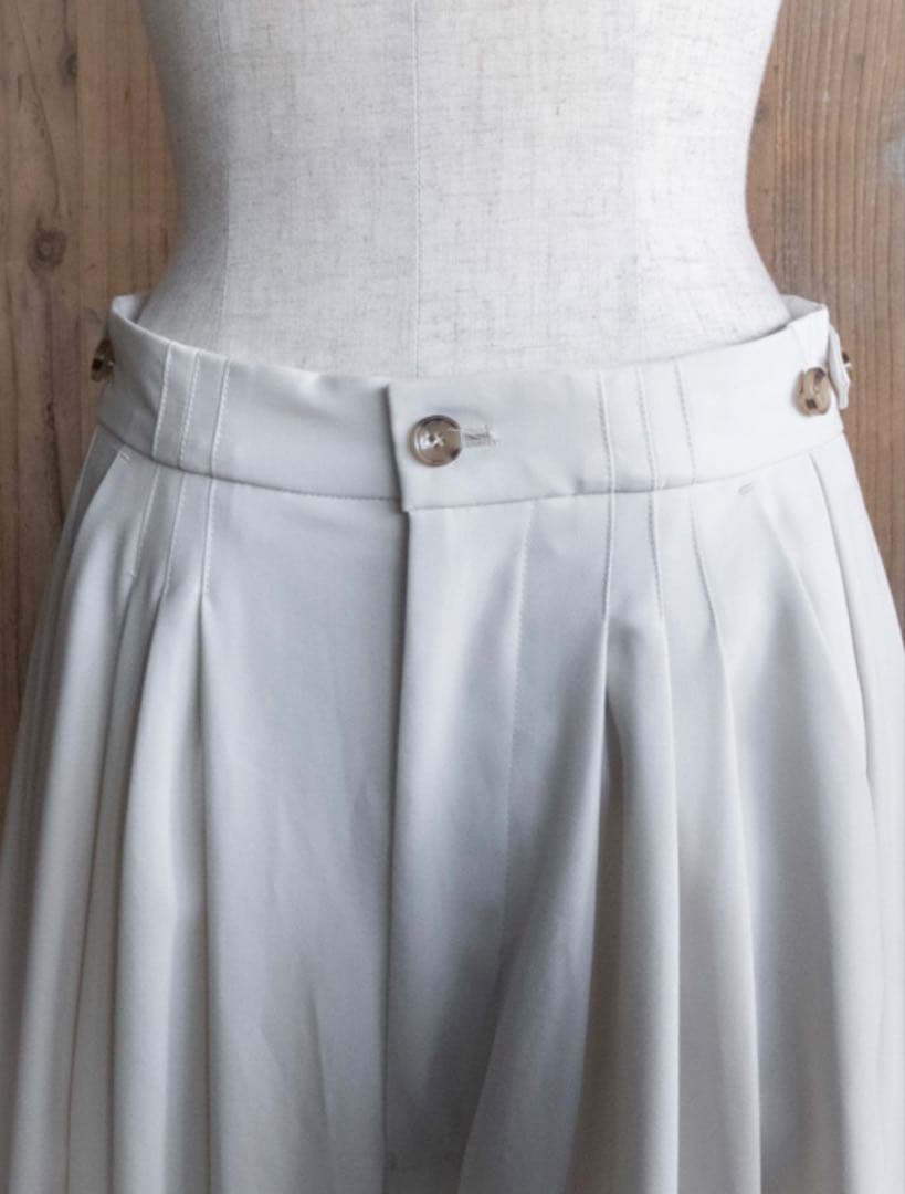 パンツ villd/ chino tuck pants