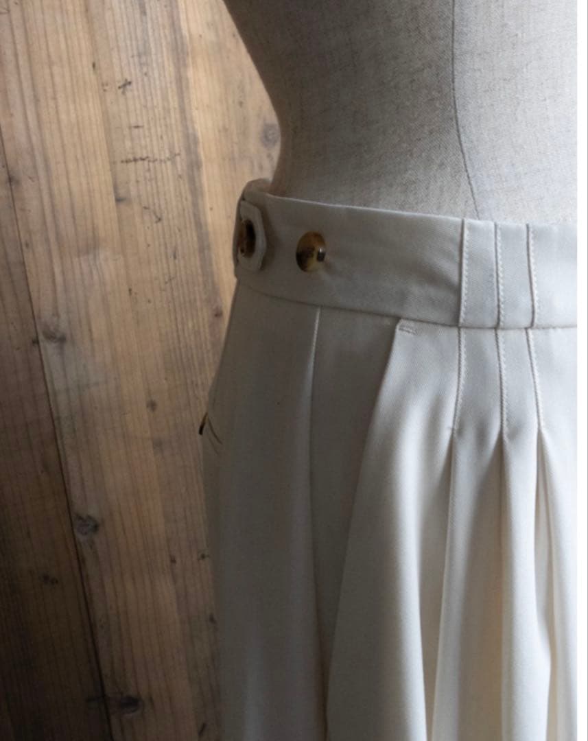 パンツ villd/ chino tuck pants