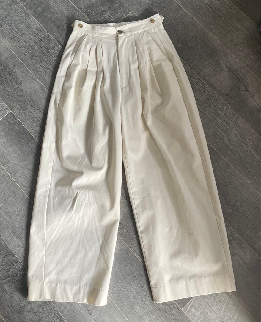 パンツ villd/ chino tuck pants
