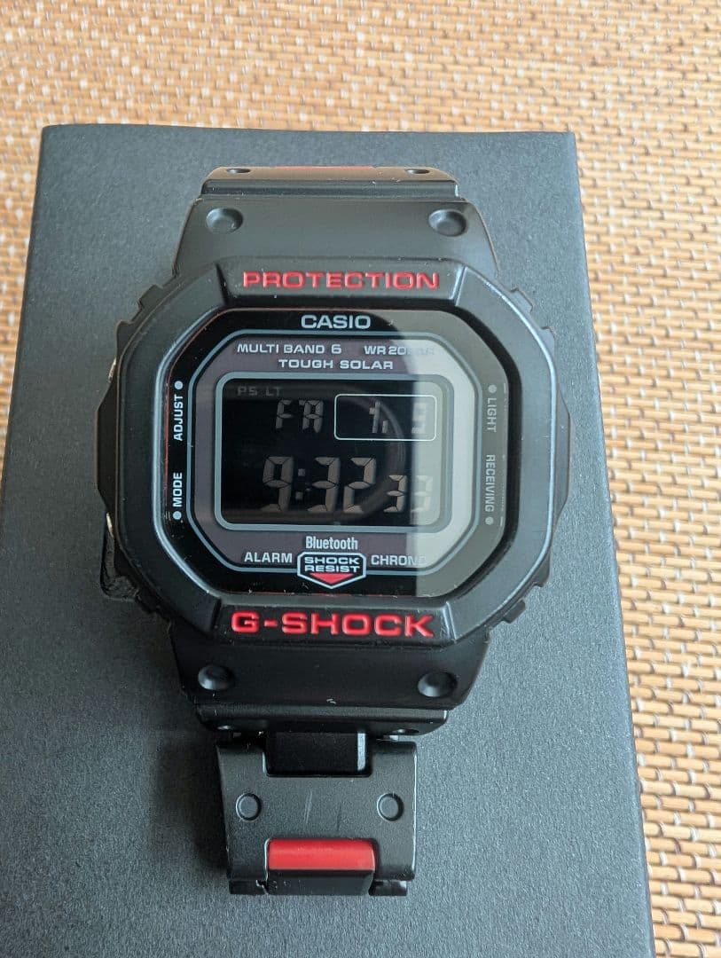 時計 G-SHOCK GW-B5600HR-1JF