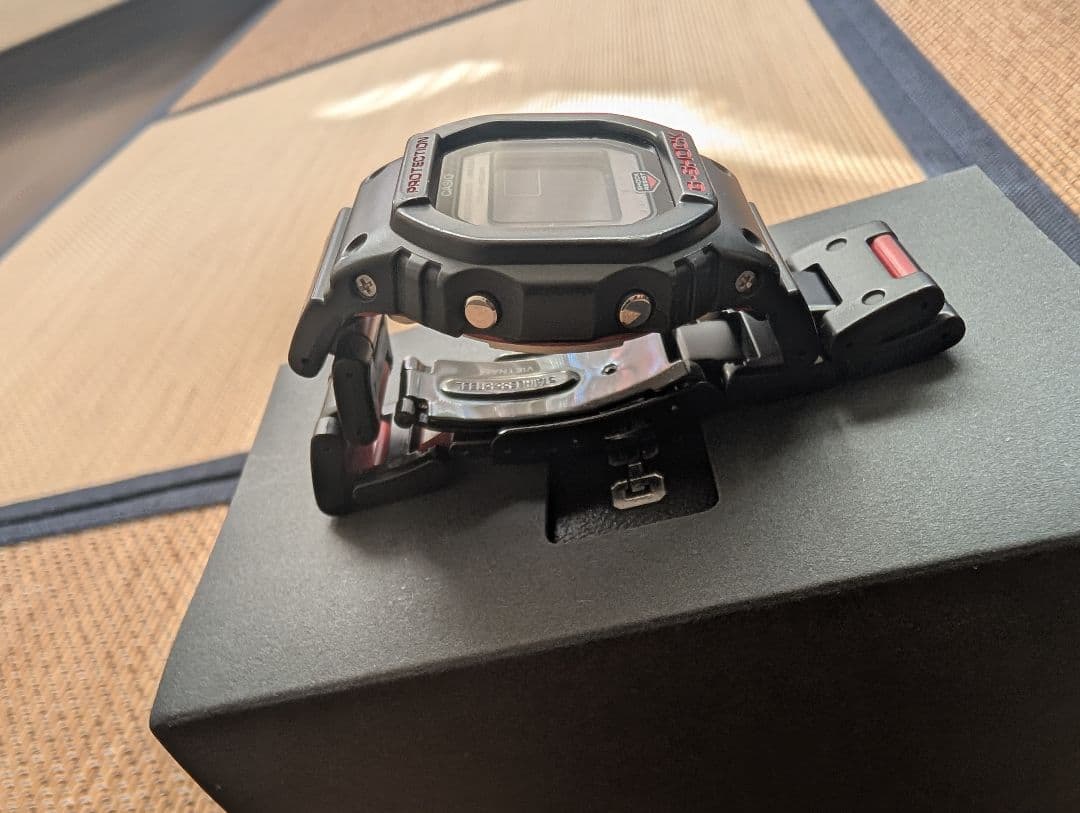 時計 G-SHOCK GW-B5600HR-1JF