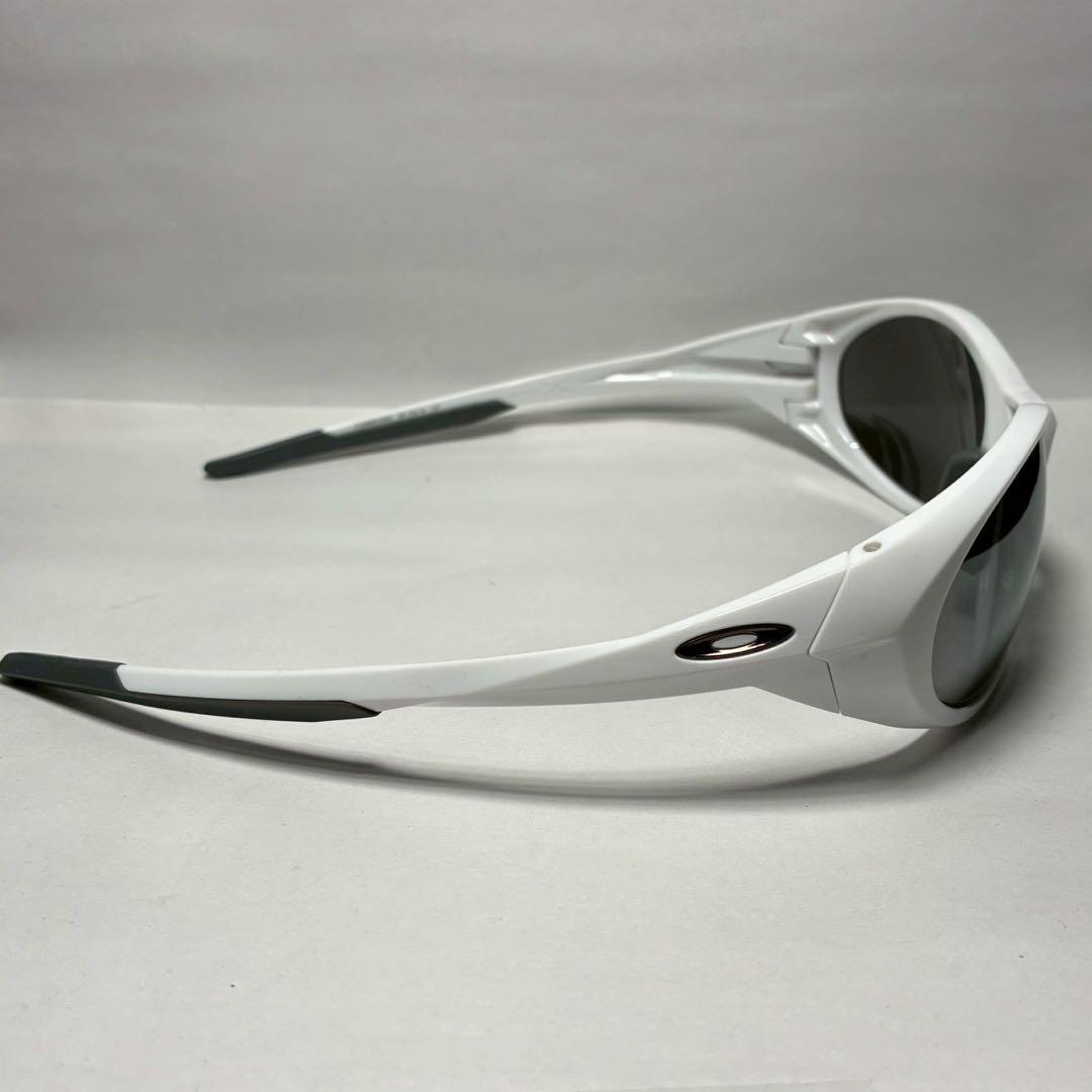 OAKLEY Eye Jacket Redux ホワイトフレーム 上杉柊平着用