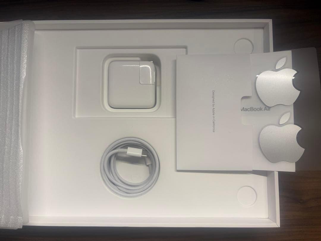 美品MacBook Air M1 8GB SSD256GB バッテリー93%