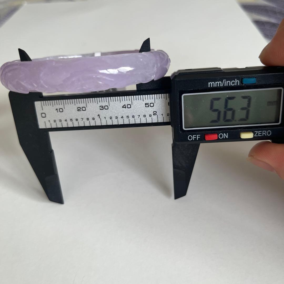 大値下げ✨本翡翠　彫り翡翠バンクル　ミャンマー產