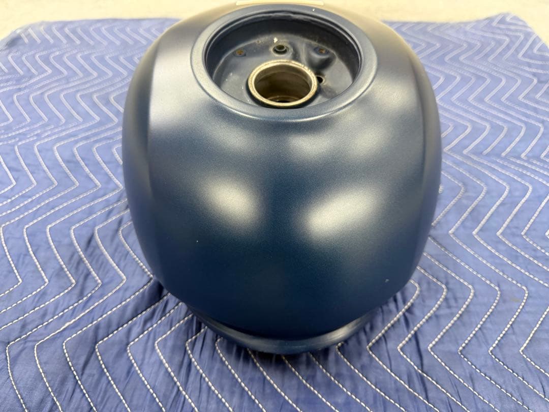 ホンダ　レブル　純正タンク　中古美品　検) HONDA rebel