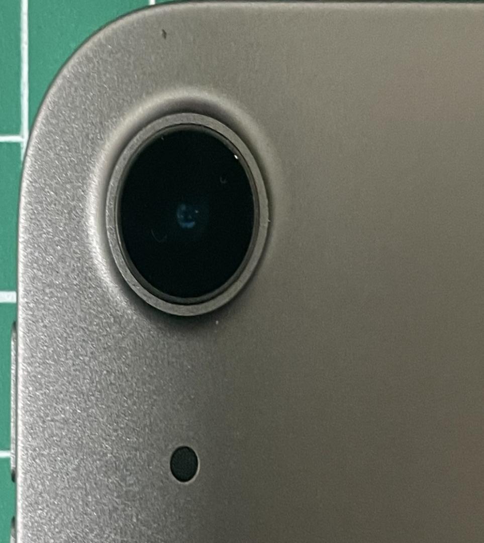 iPad Air5 Wi-Fiモデル256GB スペースグレイキーボードカバー付