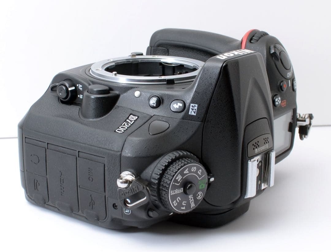 人気の上位機！Nikon D7200★Wi-Fi内蔵★Wズームレンズ