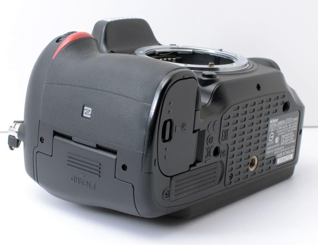 人気の上位機！Nikon D7200★Wi-Fi内蔵★Wズームレンズ