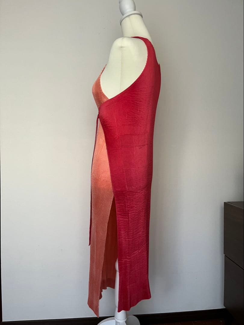 イッセイミヤケ　プリーツプリーツエプロン