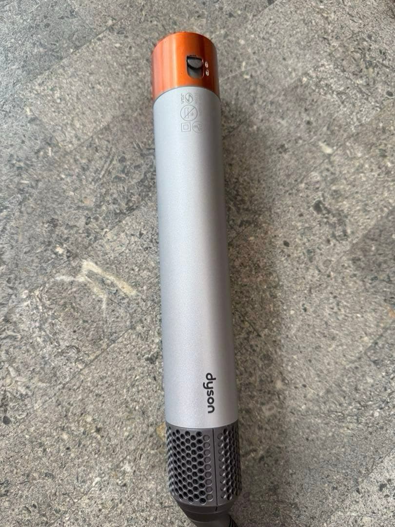 Dyson Airwrap ヘアドライヤー ヘアカールアイロン