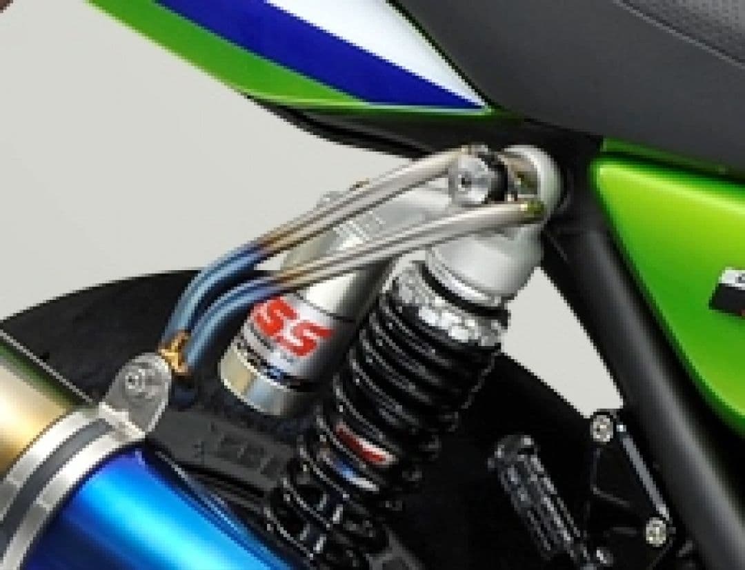 ZRX1200ダエグ　サイレンサー　チタンステー