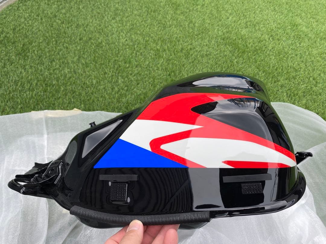 crf250 ラリー　タンク　新品　未使用