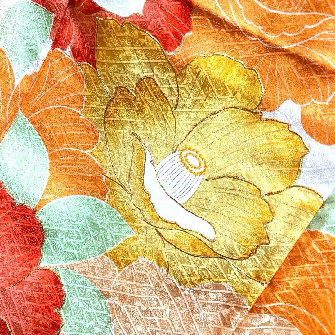 二尺袖　小振袖　金駒刺繍　椿　紗綾形地紋　成人式 晴れの日 着物 052a p