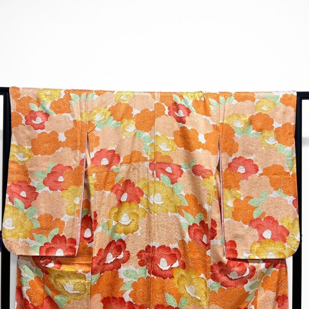 二尺袖　小振袖　金駒刺繍　椿　紗綾形地紋　成人式 晴れの日 着物 052a p