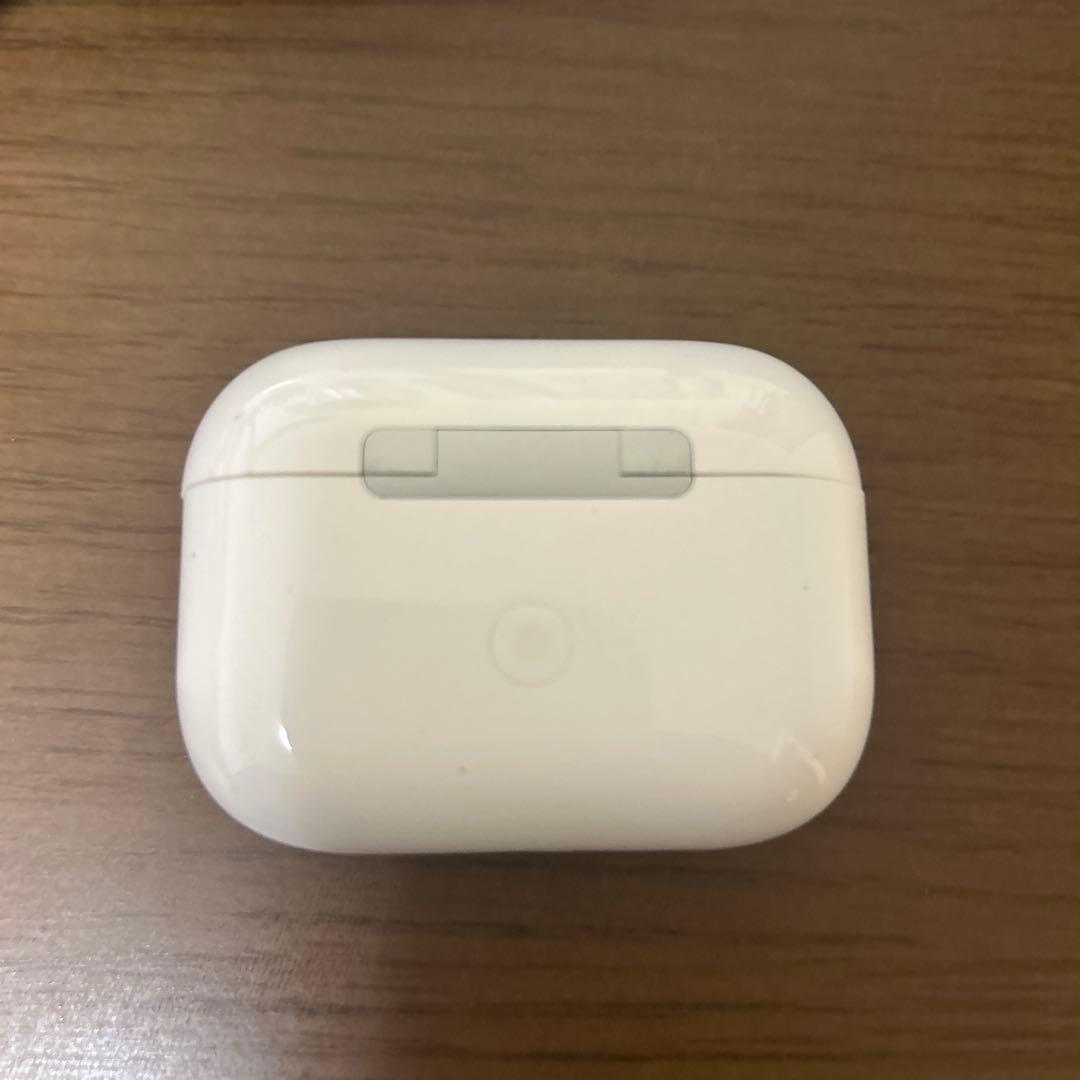 AirPods pro 第2世代本体 ホワイト 充電ケース付き