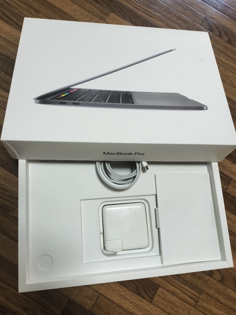 MacBookPro 2020 13インチ メモリ16GB