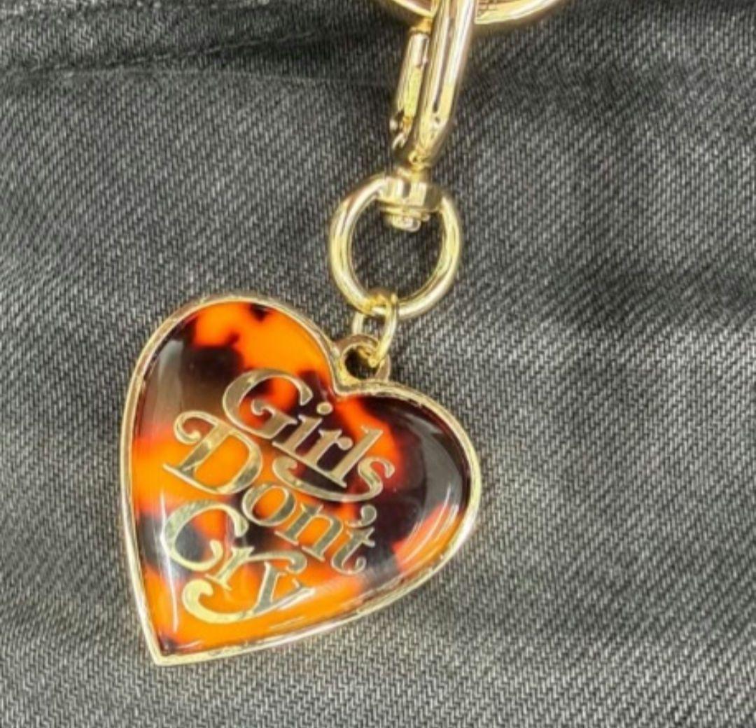 新作Girls Don't Cry ハート型キーホルダーべっ甲ゴールドVERDY